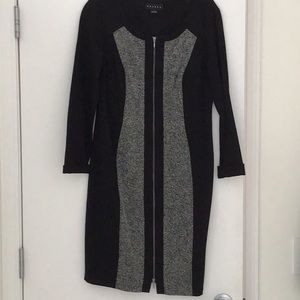 Tribal sz 4 black/ grey zip front dress